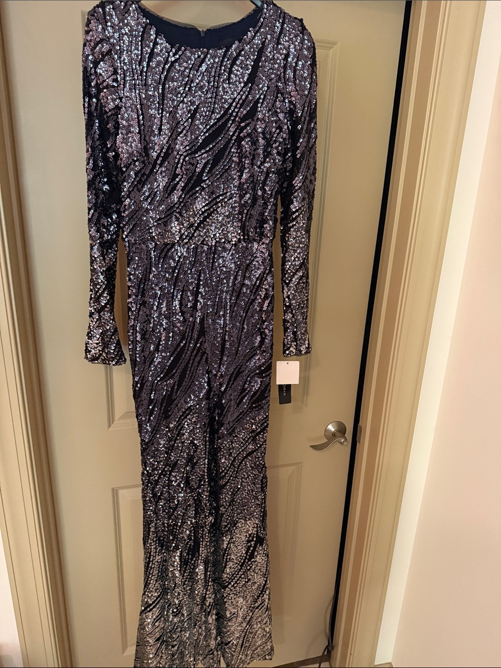 Long-Sleeve Sequin Evening Gown - Black and Silver Ombre